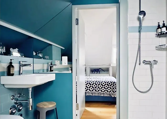 Above The Roofs Of Lägenhet